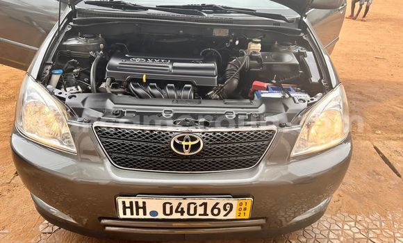 Sayi Na hannu Toyota Corolla Sauran Mota in Douala a Ƙasar Kamaru Sayi Na hannu Toyota Corolla Sauran Mota in Douala a Ƙasar Kamaru