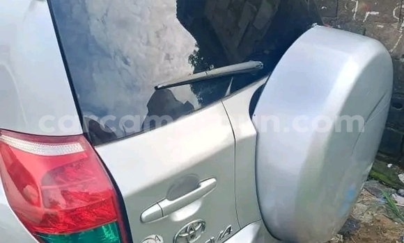 Acheter Occasion Voiture Toyota RAV4 Autre à Douala, Littoral Cameroon Acheter Occasion Voiture Toyota RAV4 Autre à Douala, Littoral Cameroon