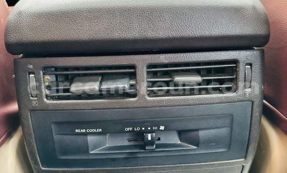 Sayi Na hannu Toyota Land Cruiser Black Mota in Yaounde a Babban Kamaru Sayi Na hannu Toyota Land Cruiser Black Mota in Yaounde a Babban Kamaru