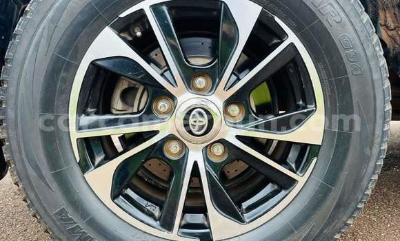 Acheter Occasion Voiture Toyota Land Cruiser Prado Noir à Yaoundé, Central Cameroon Acheter Occasion Voiture Toyota Land Cruiser Prado Noir à Yaoundé, Central Cameroon