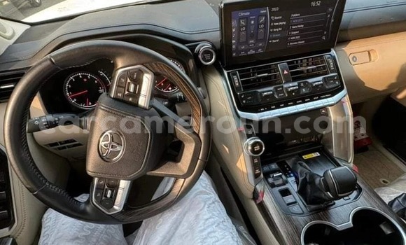 Buy Used Toyota Land Cruiser Prado White Car in Yaounde in Central Cameroon Buy Used Toyota Land Cruiser Prado White Car in Yaounde in Central Cameroon