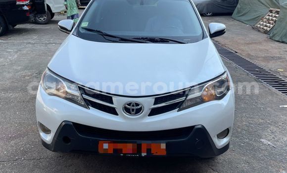 Acheter Occasion Voiture Toyota RAV4 Blanc à Douala, Littoral Cameroon Acheter Occasion Voiture Toyota RAV4 Blanc à Douala, Littoral Cameroon