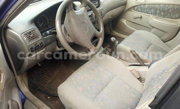 Sayi Na hannu Toyota Corolla Blue Mota in Yaounde a Babban Kamaru Sayi Na hannu Toyota Corolla Blue Mota in Yaounde a Babban Kamaru