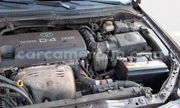 Sayi Na hannu Toyota Avensis Sauran Mota in Yaounde a Babban Kamaru Sayi Na hannu Toyota Avensis Sauran Mota in Yaounde a Babban Kamaru