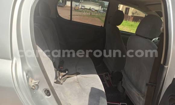 Sayi Na hannu Toyota Yaris Sauran Mota in Yaounde a Babban Kamaru Sayi Na hannu Toyota Yaris Sauran Mota in Yaounde a Babban Kamaru