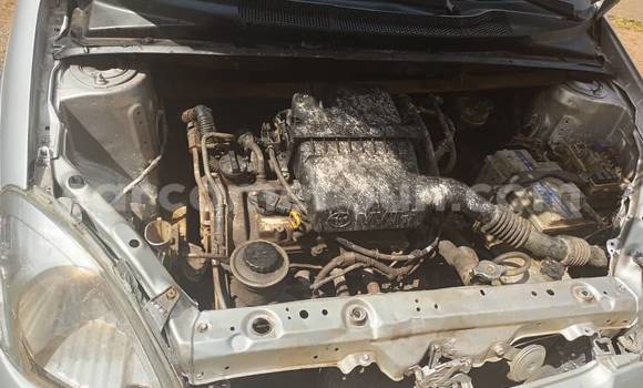 Sayi Na hannu Toyota Yaris Sauran Mota in Yaounde a Babban Kamaru Sayi Na hannu Toyota Yaris Sauran Mota in Yaounde a Babban Kamaru