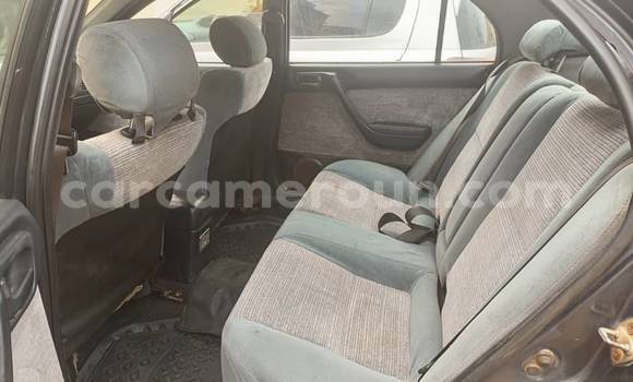 Sayi Na hannu Toyota Carina Black Mota in Yaounde a Babban Kamaru Sayi Na hannu Toyota Carina Black Mota in Yaounde a Babban Kamaru