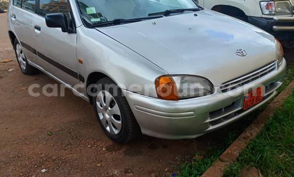 Sayi Na hannu Toyota Pickup Sauran Mota in Yaounde a Babban Kamaru Sayi Na hannu Toyota Pickup Sauran Mota in Yaounde a Babban Kamaru