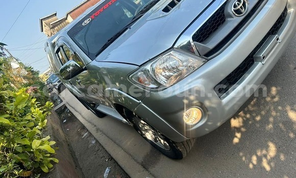 Buy Used Toyota Pickup Other Car in Yaounde in Central Cameroon
