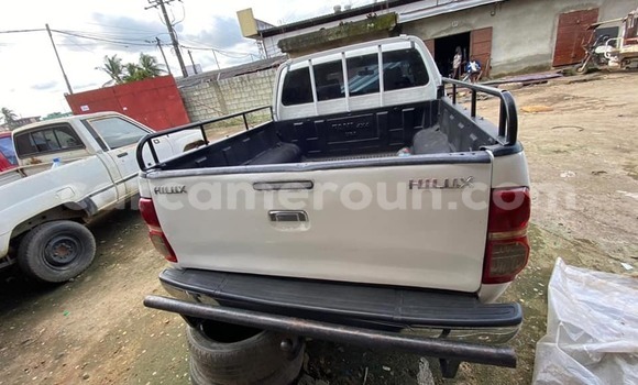 Acheter Occasion Voiture Toyota Pickup Blanc à Douala, Littoral Cameroon Acheter Occasion Voiture Toyota Pickup Blanc à Douala, Littoral Cameroon