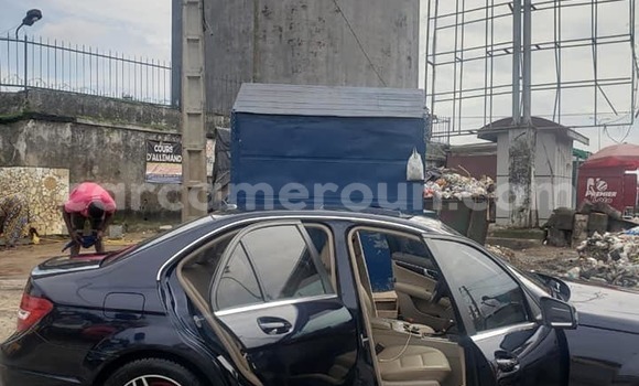 Buy Used Mercedes‒Benz C–Class Black Car in Douala in Littoral Cameroon Buy Used Mercedes‒Benz C–Class Black Car in Douala in Littoral Cameroon