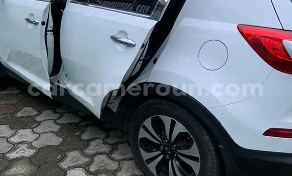 Acheter Occasion Voiture Kia Sportage Blanc à Douala, Littoral Cameroon Acheter Occasion Voiture Kia Sportage Blanc à Douala, Littoral Cameroon