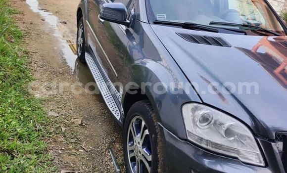 Acheter Occasion Voiture Mercedes‒Benz ML–Class Noir à Douala, Littoral Cameroon Acheter Occasion Voiture Mercedes‒Benz ML–Class Noir à Douala, Littoral Cameroon
