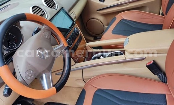 Acheter Occasion Voiture Mercedes‒Benz ML–Class Noir à Douala, Littoral Cameroon Acheter Occasion Voiture Mercedes‒Benz ML–Class Noir à Douala, Littoral Cameroon