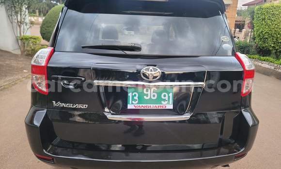 Sayi Na hannu Toyota Vanguard Black Mota in Yaounde a Babban Kamaru Sayi Na hannu Toyota Vanguard Black Mota in Yaounde a Babban Kamaru