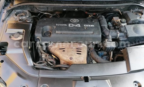 Sayi Na hannu Toyota Avensis M Mota in Douala a Ƙasar Kamaru Sayi Na hannu Toyota Avensis M Mota in Douala a Ƙasar Kamaru