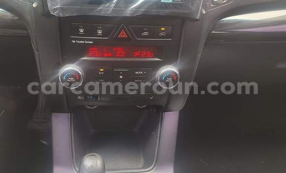 Acheter Occasion Voiture Kia Sorento Gris à Yaoundé, Central Cameroon Acheter Occasion Voiture Kia Sorento Gris à Yaoundé, Central Cameroon