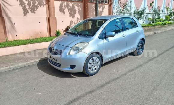 Buy Used Toyota Yaris White Car in Yaounde in Central Cameroon Buy Used Toyota Yaris White Car in Yaounde in Central Cameroon