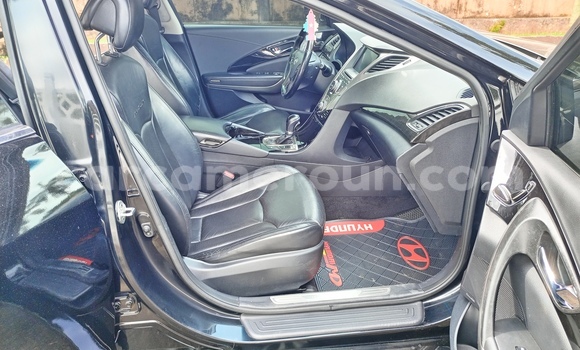 Acheter Occasion Voiture Hyundai Grandeur Noir à Yaoundé, Central Cameroon Acheter Occasion Voiture Hyundai Grandeur Noir à Yaoundé, Central Cameroon