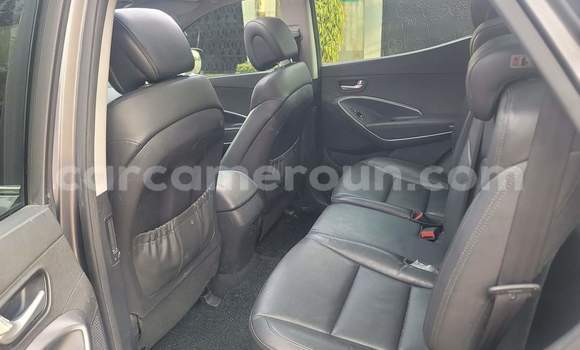 Acheter Occasion Voiture Hyundai Santa Fe Gris à Yaoundé, Central Cameroon Acheter Occasion Voiture Hyundai Santa Fe Gris à Yaoundé, Central Cameroon