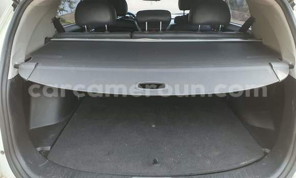 Sayi Na hannu Kia Sportage Blue Mota in Yaounde a Babban Kamaru Sayi Na hannu Kia Sportage Blue Mota in Yaounde a Babban Kamaru