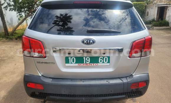 Buy Used Kia Sorento White Car in Yaounde in Central Cameroon Buy Used Kia Sorento White Car in Yaounde in Central Cameroon