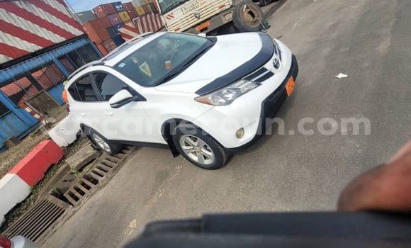 Buy Used Toyota RAV4 White Car in Douala in Littoral Cameroon