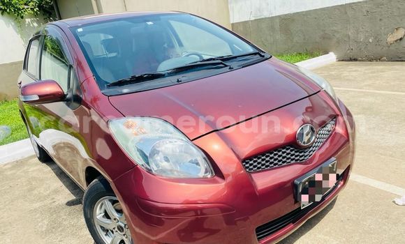 Sayi Imported Toyota Vitz Sauran Mota in Douala a Ƙasar Kamaru