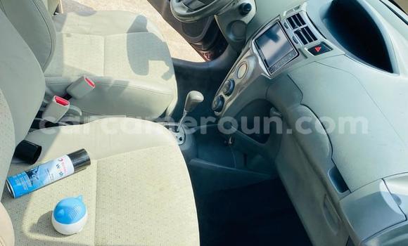 Sayi Imported Toyota Vitz Sauran Mota in Douala a Ƙasar Kamaru Sayi Imported Toyota Vitz Sauran Mota in Douala a Ƙasar Kamaru