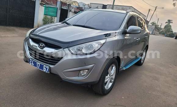 Acheter Occasion Voiture Hyundai Tucson Gris à Yaoundé, Central Cameroon Acheter Occasion Voiture Hyundai Tucson Gris à Yaoundé, Central Cameroon