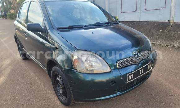 Acheter Occasion Voiture Toyota Yaris Vert à Yaoundé, Central Cameroon Acheter Occasion Voiture Toyota Yaris Vert à Yaoundé, Central Cameroon