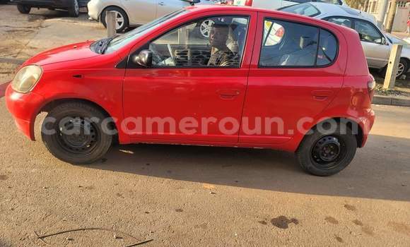 Acheter Occasion Voiture Toyota Yaris Vert à Yaoundé, Central Cameroon Acheter Occasion Voiture Toyota Yaris Vert à Yaoundé, Central Cameroon