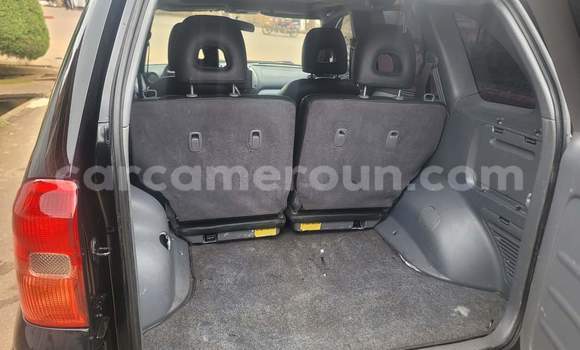 Acheter Occasion Voiture Toyota RAV4 Noir à Yaoundé, Central Cameroon Acheter Occasion Voiture Toyota RAV4 Noir à Yaoundé, Central Cameroon