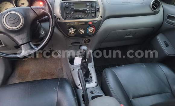 Acheter Occasion Voiture Toyota RAV4 Gris à Yaoundé, Central Cameroon Acheter Occasion Voiture Toyota RAV4 Gris à Yaoundé, Central Cameroon