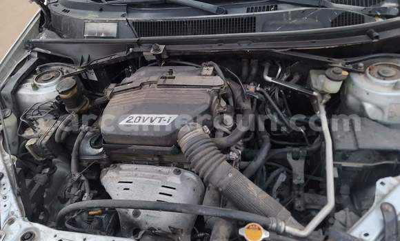 Acheter Occasion Voiture Toyota RAV4 Gris à Yaoundé, Central Cameroon Acheter Occasion Voiture Toyota RAV4 Gris à Yaoundé, Central Cameroon