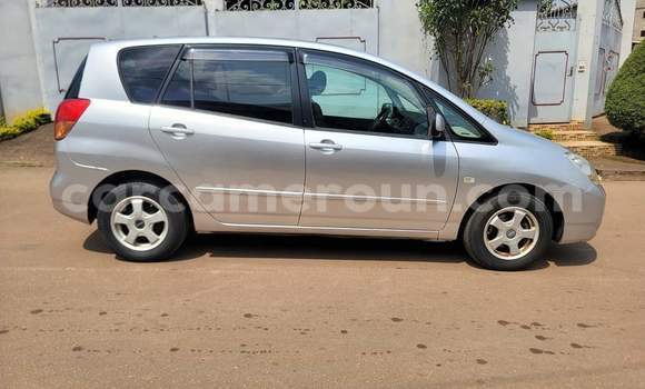 Sayi Na hannu Toyota Spacio Azurfa Mota in Yaounde a Babban Kamaru Sayi Na hannu Toyota Spacio Azurfa Mota in Yaounde a Babban Kamaru