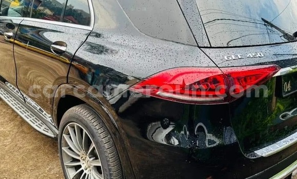 Sayi Na hannu Mercedes‒Benz GLE Black Mota in Yaounde a Babban Kamaru Sayi Na hannu Mercedes‒Benz GLE Black Mota in Yaounde a Babban Kamaru