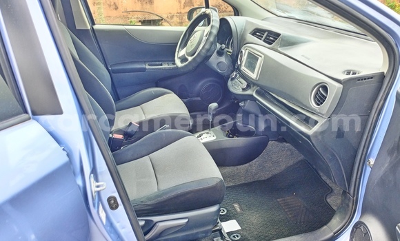 Acheter Occasion Voiture Toyota Yaris Bleu à Yaoundé, Central Cameroon Acheter Occasion Voiture Toyota Yaris Bleu à Yaoundé, Central Cameroon