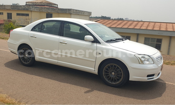 Acheter Occasion Voiture Toyota Avensis Blanc à Yaoundé, Central Cameroon Acheter Occasion Voiture Toyota Avensis Blanc à Yaoundé, Central Cameroon
