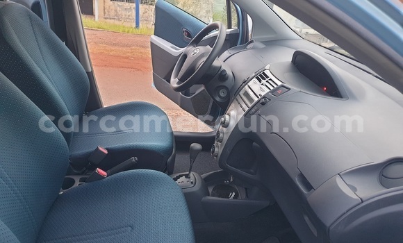 Acheter Occasion Voiture Toyota Yaris Bleu à Yaoundé, Central Cameroon Acheter Occasion Voiture Toyota Yaris Bleu à Yaoundé, Central Cameroon