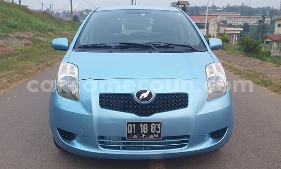 Acheter Occasion Voiture Toyota Yaris Bleu à Yaoundé, Central Cameroon Acheter Occasion Voiture Toyota Yaris Bleu à Yaoundé, Central Cameroon