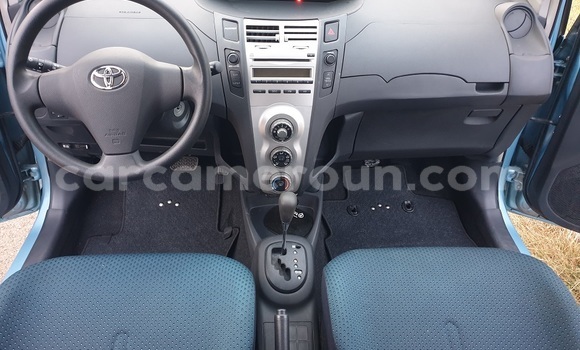 Acheter Occasion Voiture Toyota Yaris Bleu à Yaoundé, Central Cameroon Acheter Occasion Voiture Toyota Yaris Bleu à Yaoundé, Central Cameroon