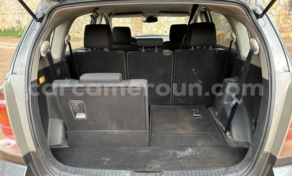 Acheter Occasion Voiture Toyota Corolla Verso Gris à Yaoundé, Central Cameroon Acheter Occasion Voiture Toyota Corolla Verso Gris à Yaoundé, Central Cameroon