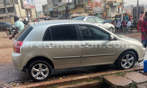 Acheter Occasion Voiture Toyota Corolla Gris à Yaoundé, Central Cameroon Acheter Occasion Voiture Toyota Corolla Gris à Yaoundé, Central Cameroon