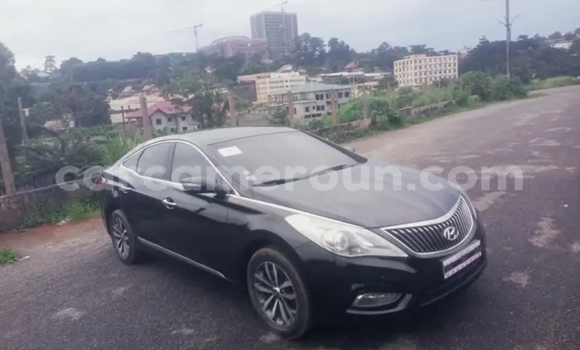 Buy Used Hyundai Grandeur Black Car in Yaounde in Central Cameroon