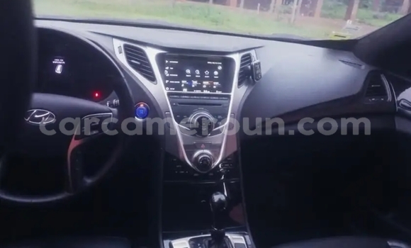 Acheter Occasion Voiture Hyundai Grandeur Noir à Yaoundé, Central Cameroon Acheter Occasion Voiture Hyundai Grandeur Noir à Yaoundé, Central Cameroon