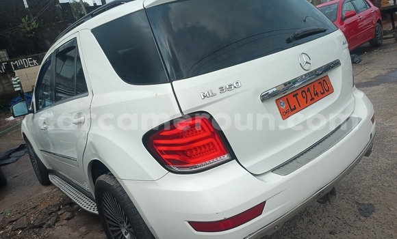 Acheter Occasion Voiture Mercedes-Benz GLC 250D Blanc à Douala, Littoral Cameroon Acheter Occasion Voiture Mercedes-Benz GLC 250D Blanc à Douala, Littoral Cameroon