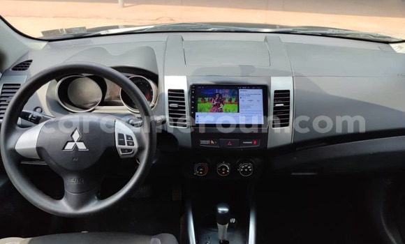 Acheter Occasion Voiture Mitsubishi Outlander Noir à Yaoundé, Central Cameroon Acheter Occasion Voiture Mitsubishi Outlander Noir à Yaoundé, Central Cameroon