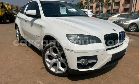 Sayi Na hannu BMW X6 White Mota in Yaounde a Babban Kamaru