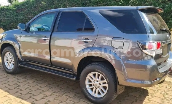 Buy Used Toyota Fortuner Silver Car in Yaounde in Central Cameroon Buy Used Toyota Fortuner Silver Car in Yaounde in Central Cameroon